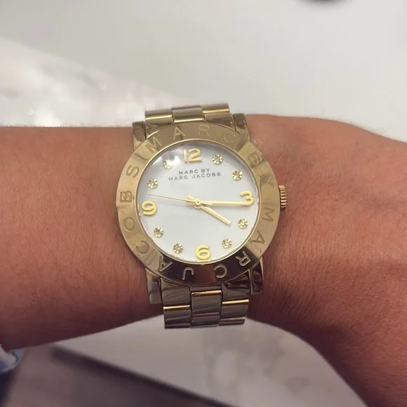 Marc Jacobs Women’s Gold Watch - Picture 5 of 5